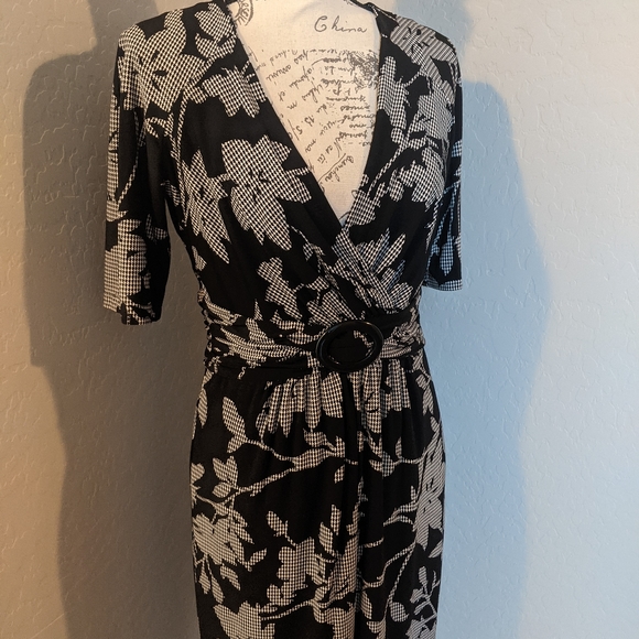 Jones New York Midi Dress w/ Faux Belted High Waist Size 8 - Picture 2 of 5